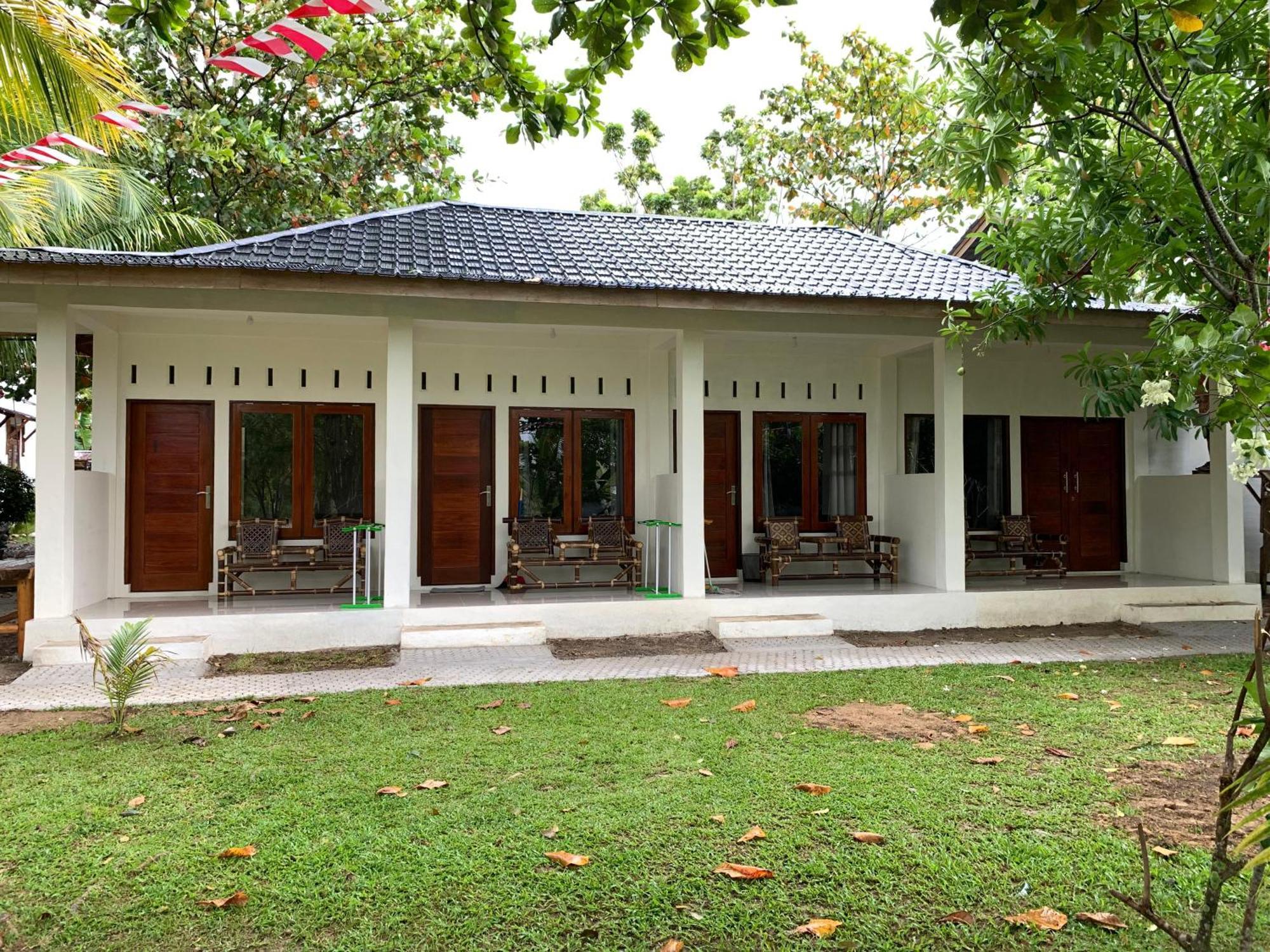 Gino'S Place - Guest House & Jungle Trekking Bukit Lawang Eksteriør billede